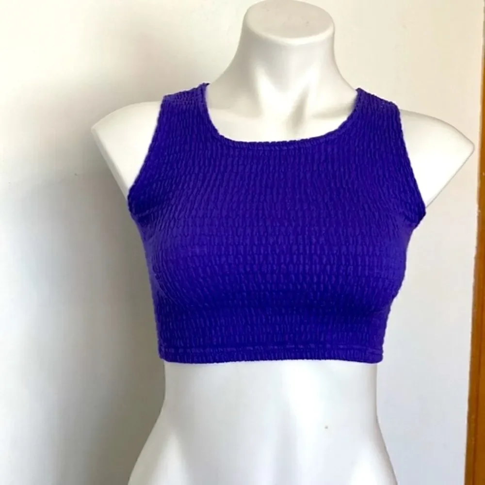 Basic image crop top  - Picture 3 of 8